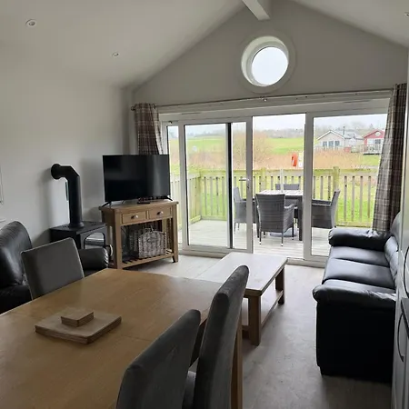 Vakantiehuis Luna's By The At The Bay Filey, 2 Dogs Welcome Free Of Charge *