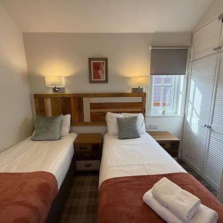 Lunas Lodge, 2 Bedrooms With Ensuites, Parking Nearby, 2 Dogs Welcome Reighton